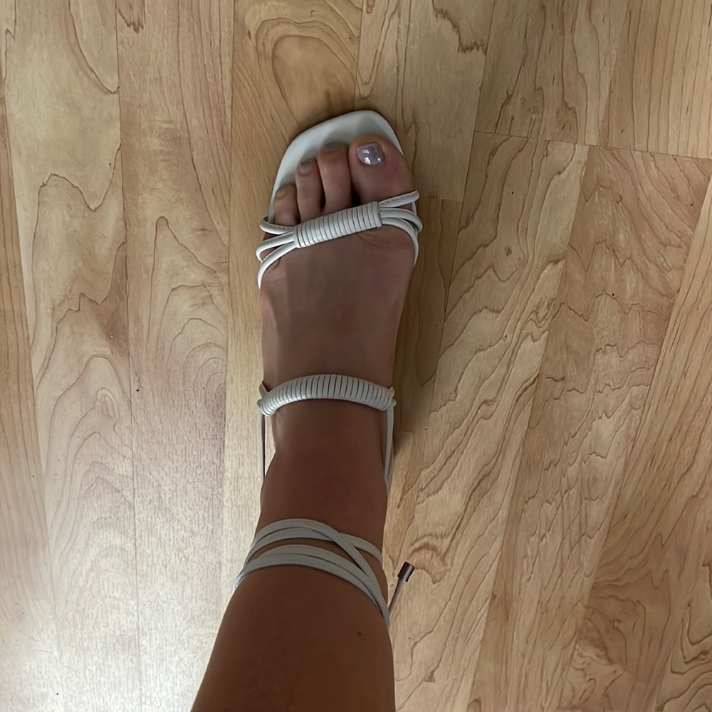White Tie-Up Heel